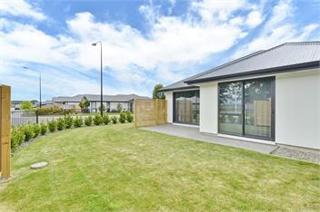 Woodend Getaway Haven - Christchurch Holiday Homes - Woodend
