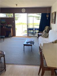 Ohope, Ocean Rd, Retro Unit - Whakatane