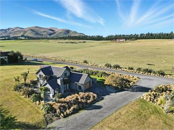 Mt Hutt Retreat (Bachcare) - Windwhistle