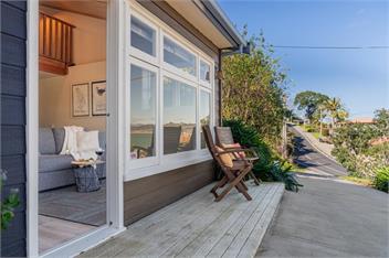 Oceanview Tiny Home - Whitianga