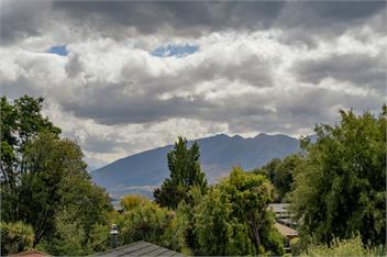 Alpine Escape (Bachcare) - Wanaka