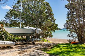 Te Uenga (Bachcare) - Parekura Bay