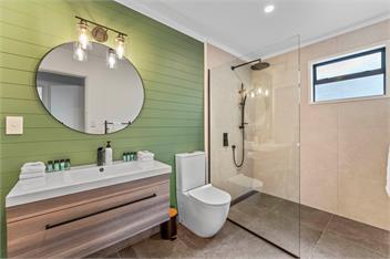 Pataka Lookout Apartment - 