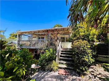 Grange Cottage | The Hahei Beach Hideaway -