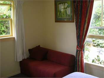 Fern Cottage,WIFI/SkyTv, Lower Hutt -
