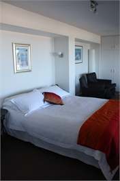 Laval Apartment - Nelson
