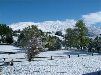 Stone House beside Coronet Peak - Queenstown