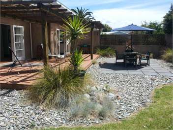 Pohara Beachfront Bliss - Pohara