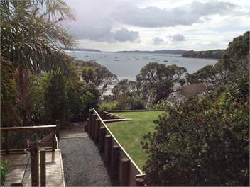 Absolute Waterfront Holiday House - Algies Bay