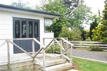 Silver Birch Cottage wi-fi & sky - Te Anau Fiordland