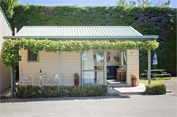 PalmTree Cottage - Hastings