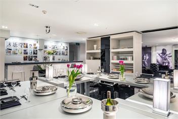 The Black Diamond  - Auckland