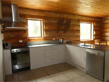 Lake Ohau Log House - Lake Ohau Alpine Village