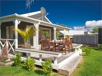 Best at The Beach (Bachcare) - Whangamata