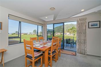Pauanui Hangar Retreat (Bachcare) - Pauanui