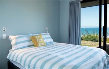 Lightning Ridge Views (Bachcare) - Waimarama