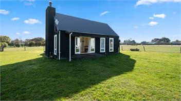 Te Whare Hipi (Bachcare) - Martinborough