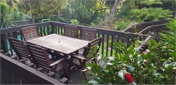 "Slice of Paradise"- Modern Colonial Styled holiday home - Akaroa