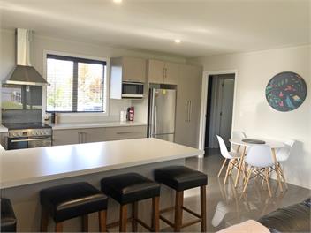 Stylish Town House - Wifi - Twizel