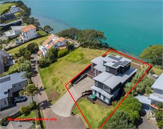 Majestic Palm Cove – cliff top Arkles Bay - Whangaparaoa
