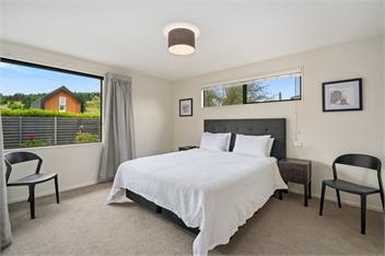 Urban Oasis (Bachcare) - Wanaka