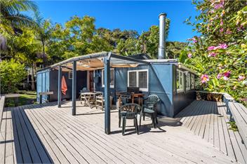 Little Ocean Hideaway - Waiheke Island