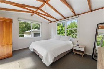 Kinloch Lake (Bachcare) - Taupo
