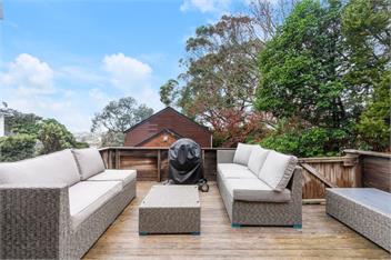 Waiake Family Retreat (Bachcare) - Auckland