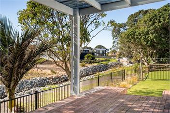 Coastal Escape (Bachcare) - Waihi Beach
