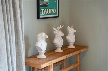 Stagford Barn with Private Hot Tub - Taupo