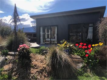 Little Maude Snug - Lake Hawea