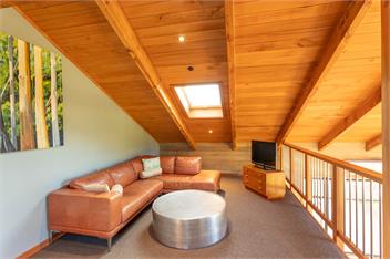The Stables - Executive Country Living - Pohara