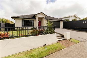 Strandon Coastal Townhouse (Bachcare) - New Plymouth