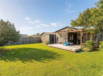 The Retro Shack (Bachcare) - Whitianga