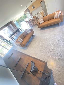 No.10 - A Boutique Harbour View Retreat -