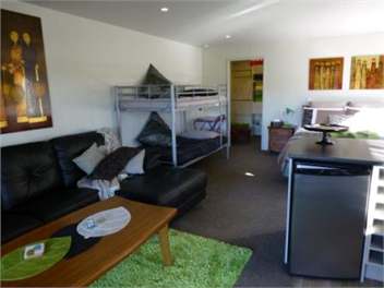 Stephens Bay Studio(green) -