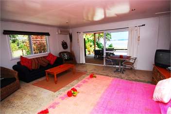 Arorangi Beachfront Bungalow and Studio unit - Rarotonga