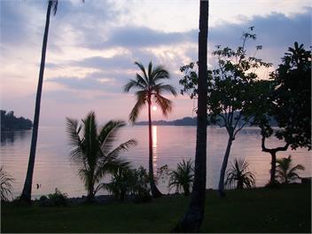 " TROPPO WATERFRONT" - PORT VILA