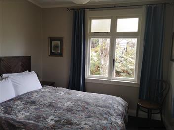 Kamahi Cottage - Halfmoon Bay