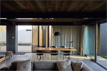 Te Pakeke | Couples Retreat | High End Luxury | Unique Architecture | Lake & Mountain Views - Wanaka