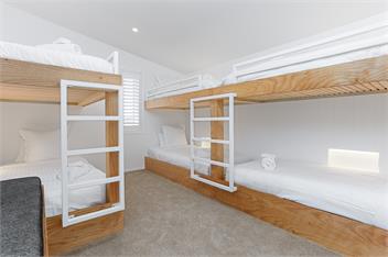 4 Bedroom Deluxe Apartment - Stay Mission Bay  - Auckland 