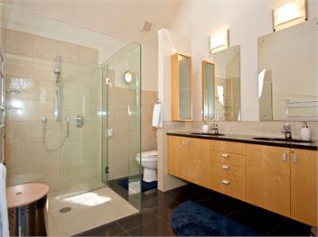 Kauawhi Lodge (Bachcare) - Acacia Bay