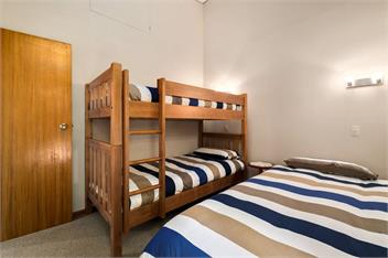 Merioneth Retreat (Bachcare) - Arrowtown