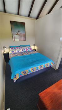 Ahipara Love Shack and Surfers Paradise - Northland