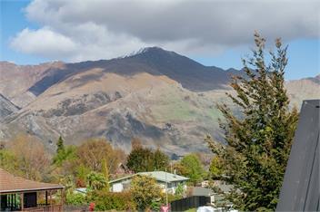 86 on Kirimoko (Bachcare) - Wanaka