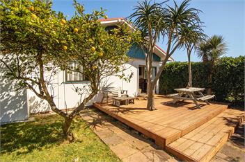 Relax and Unwind at Te Horo Beach - Otaki