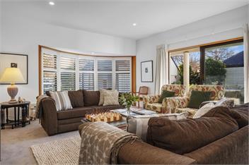 Stylish Fendalton Townhouse (Bachcare) - Christchurch