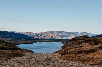 The Boulders Retreat | Private Rural Location | Lake Views | Architecturally Designed - NORTHBURN