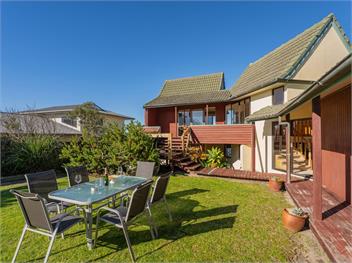 Beachfront Landing (Bachcare) - Pauanui