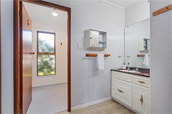 Ocean Whispers (Bachcare) - Whitianga